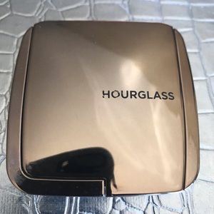 Hourglass ambient blush